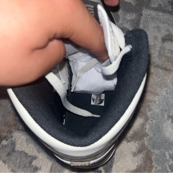 Jordan 1 High Dark Mocha - Picture 4 of 16